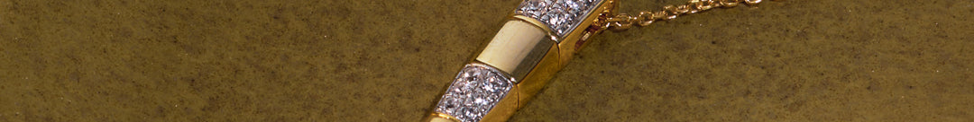 Metal Wave Diamond Necklace