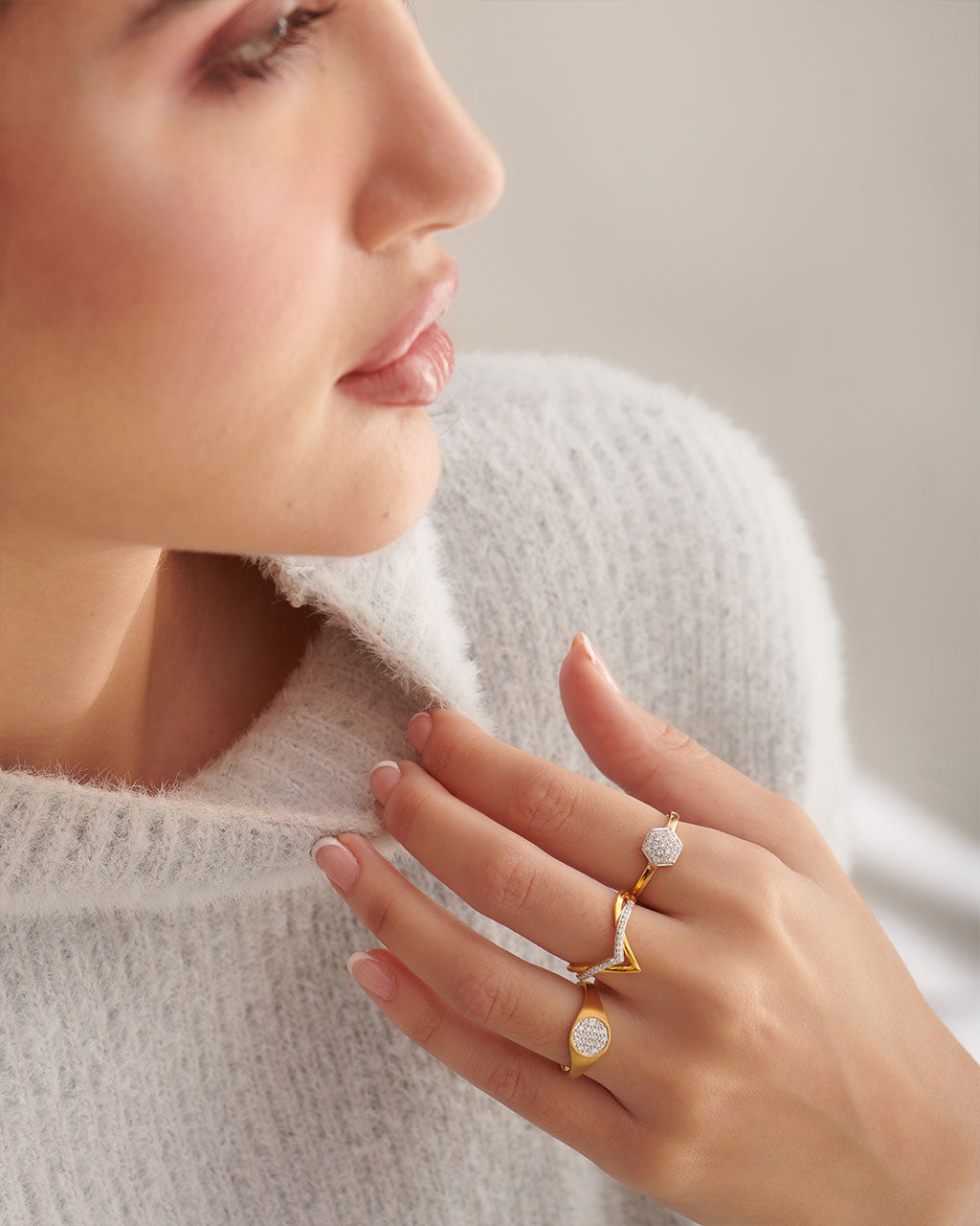 Two-Tone Chevron Diamond Ring, 14K Solid Gold, 1/6 ct Lab Grown Diamond-4