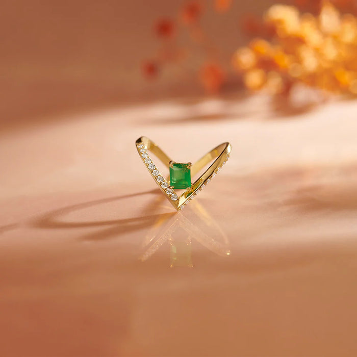 Lab Emerald V-Shaped Diamond Ring