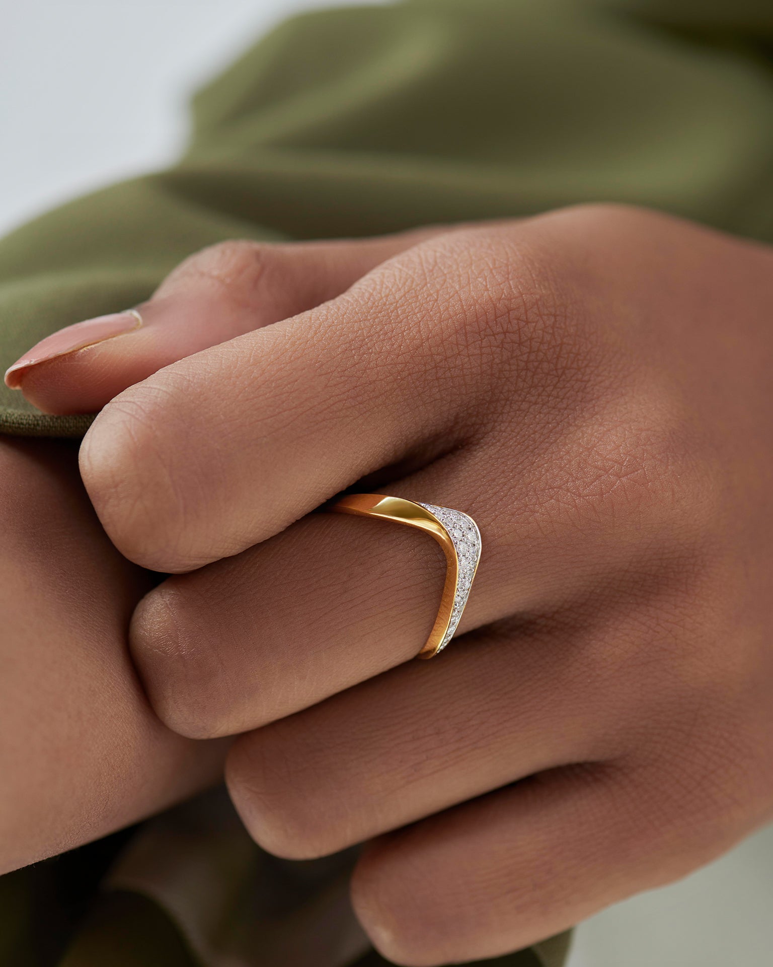Soft Chevron Ring, 14K Solid Gold, 1/5 ct Lab Grown Diamond-4