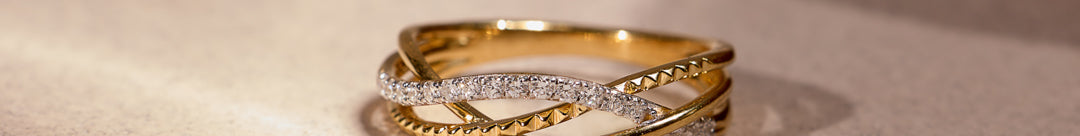 Twisted Pave Diamond Ring