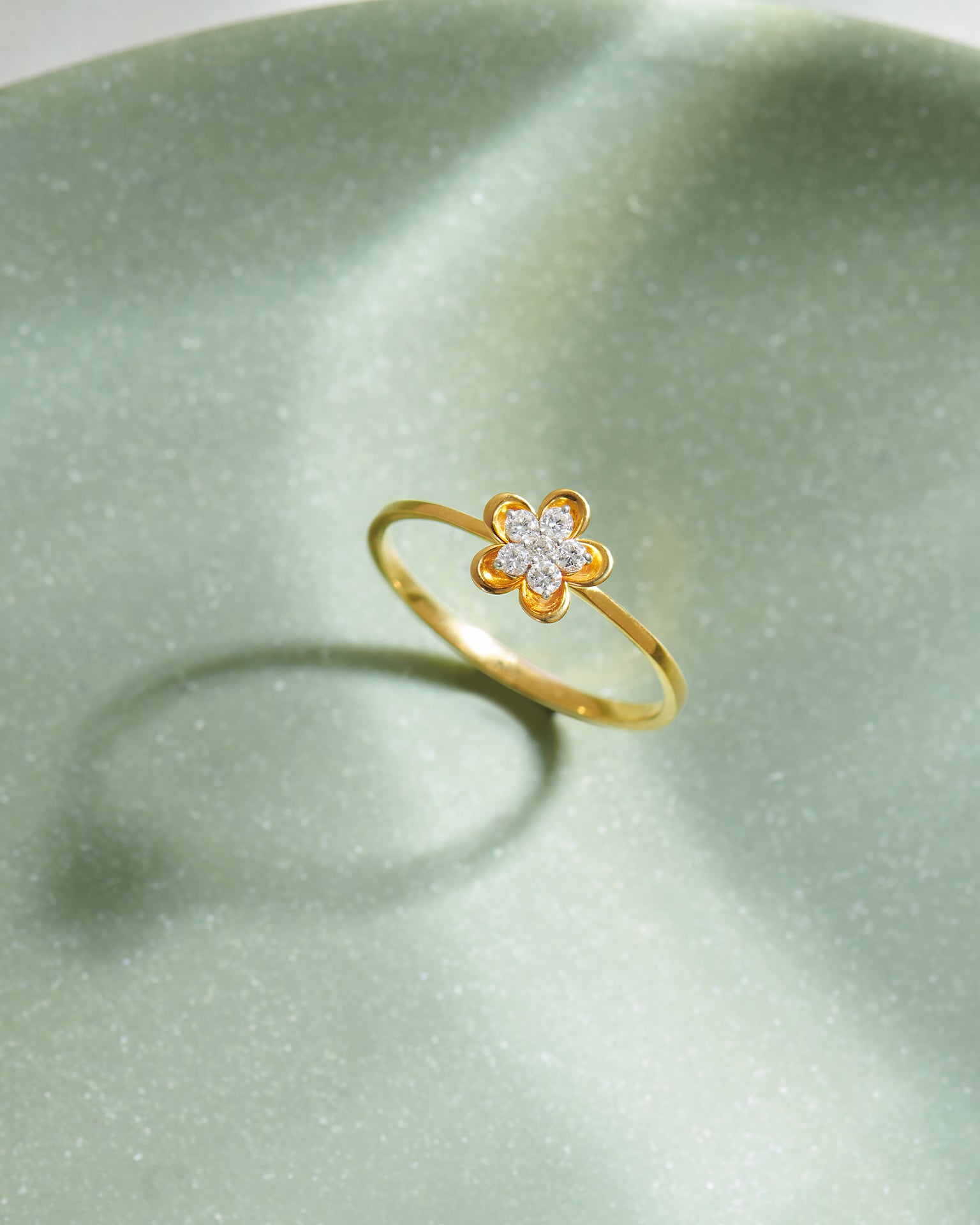 Petite Flower Ring, 14K Solid Gold, 1/10 ct Lab Grown Diamond-6