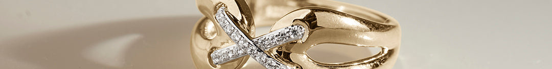 Strike Gold Diamond Ring