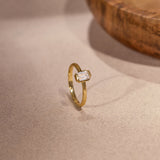 Elegant Emerald Solitaire Ring