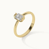 Elegant Emerald Solitaire Ring