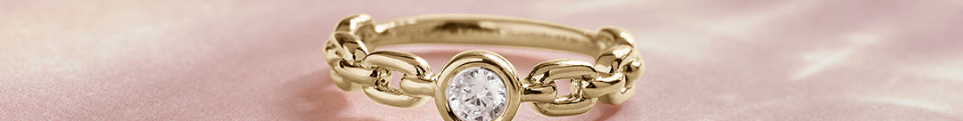 Classic Linked Solitaire Ring