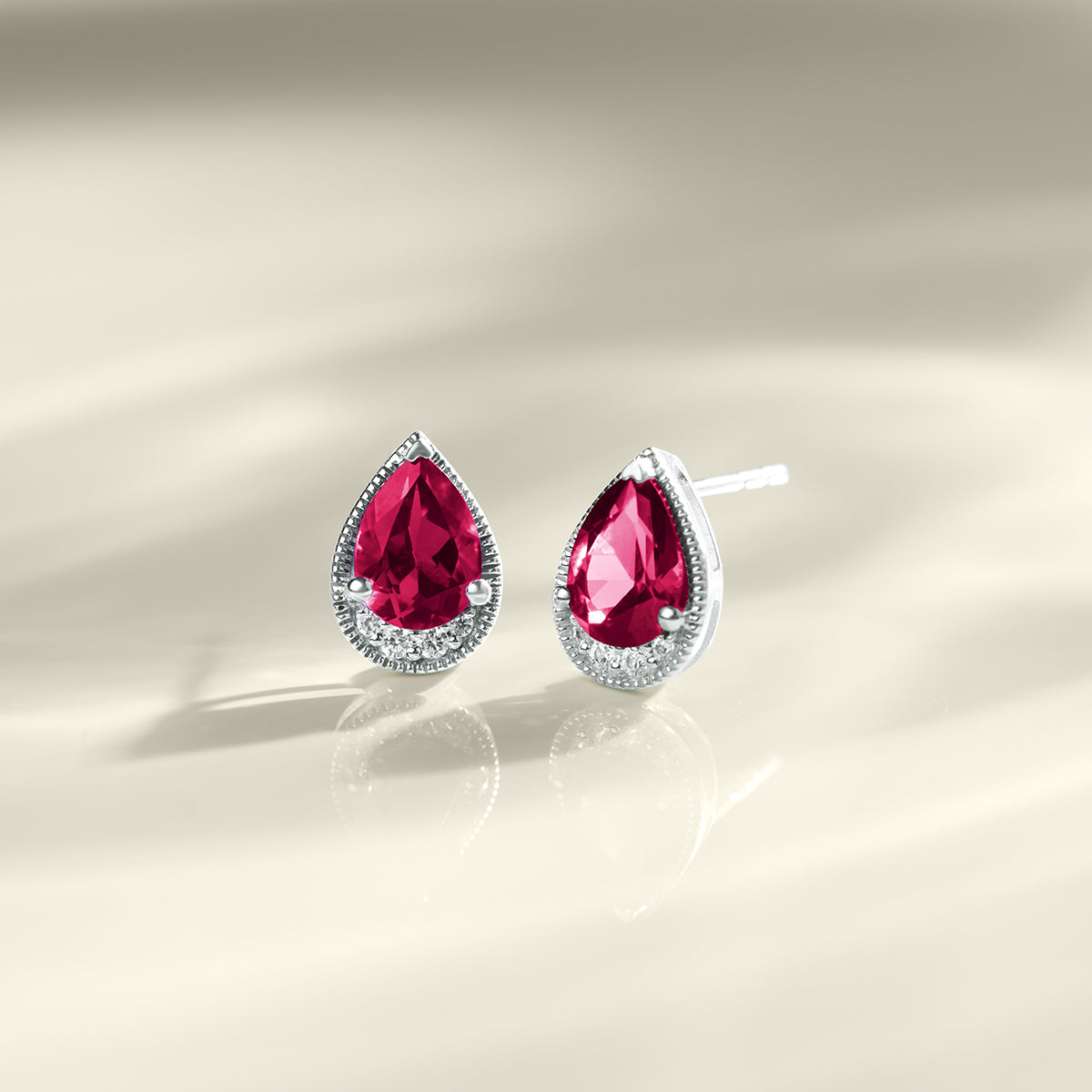 metal: Sterling Silver | color stone: Ruby