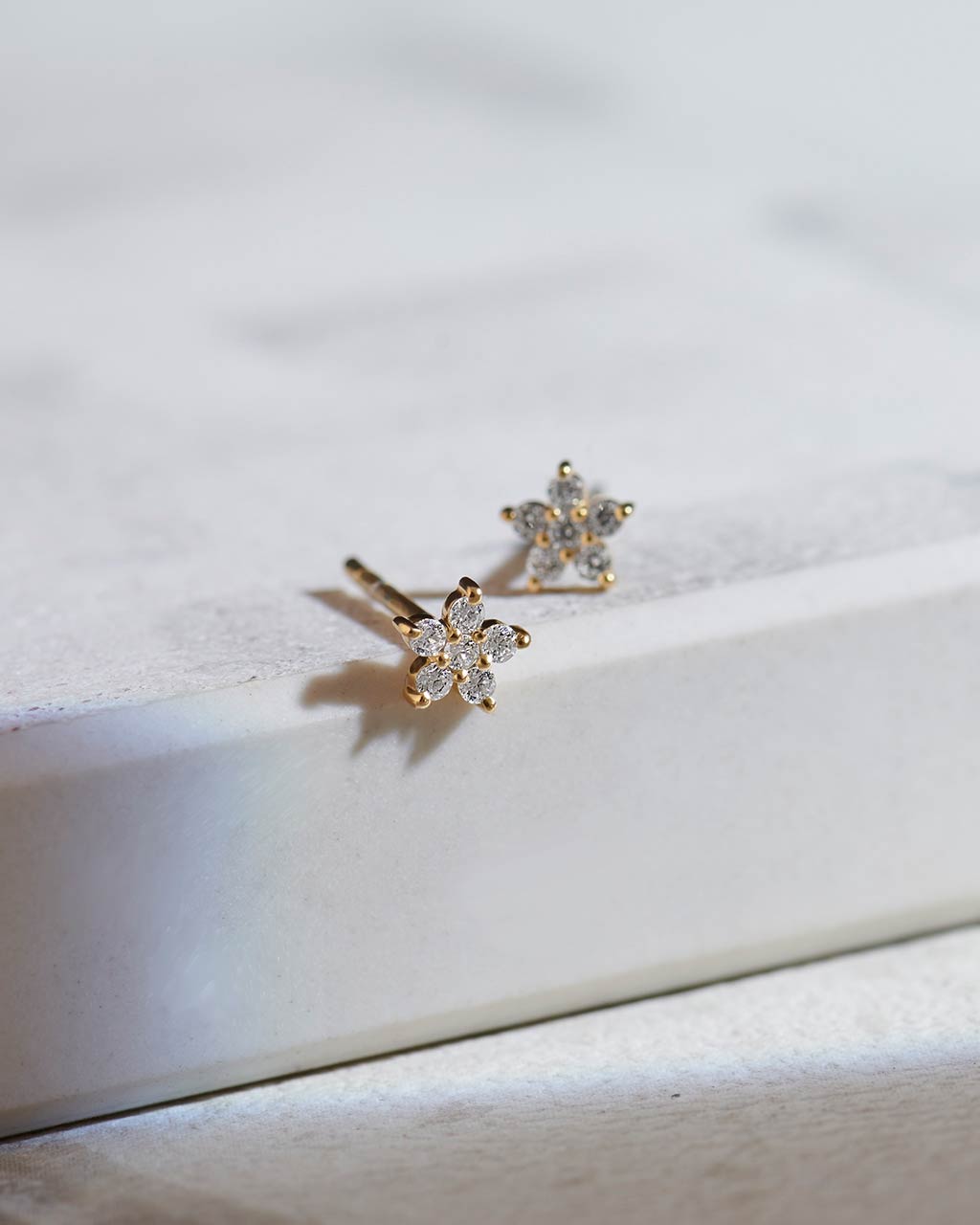 Floral Small Diamond Earrings