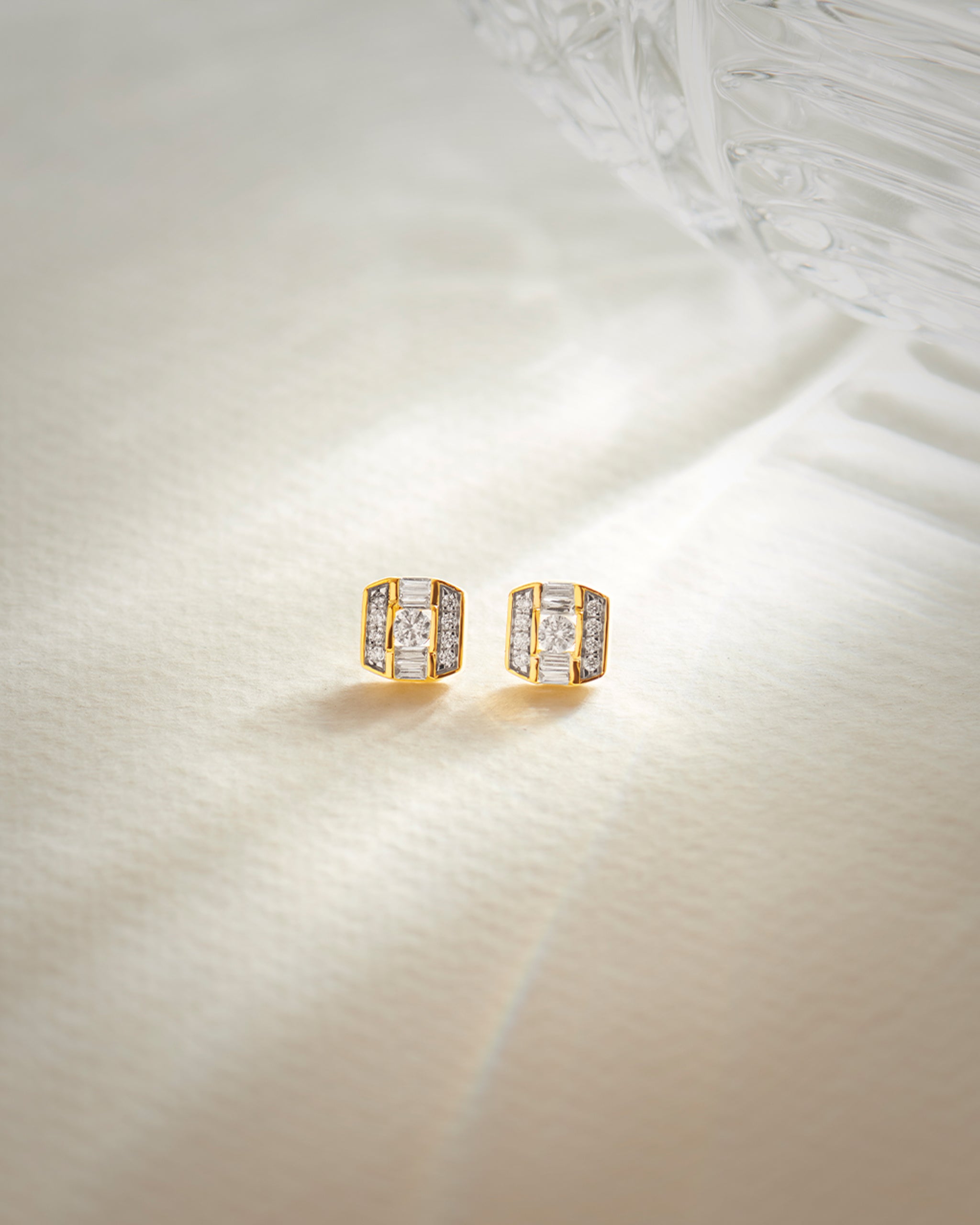 Elegant Octa Cluster Diamond Earrings