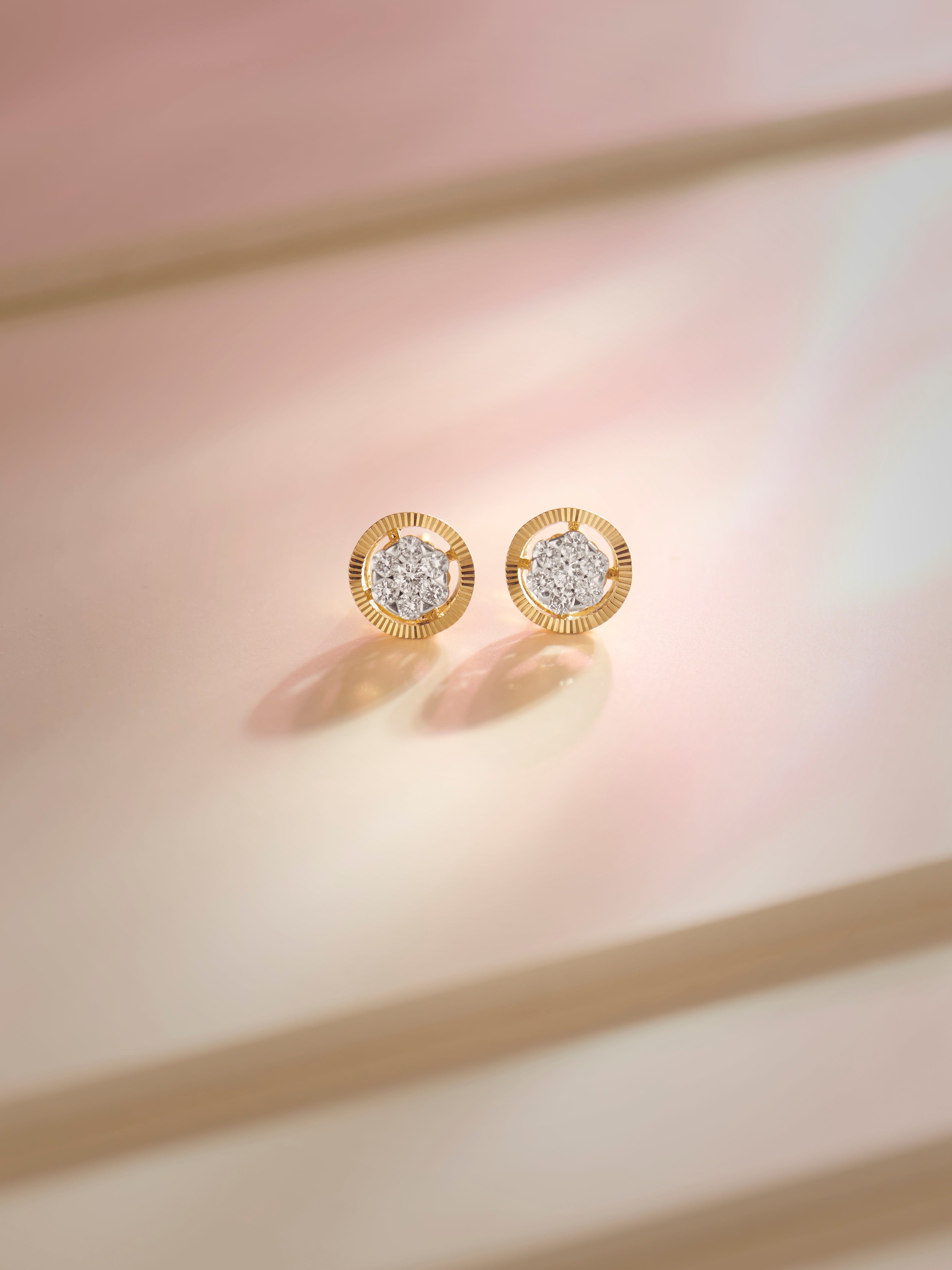Textured Cluster Diamond Earrings