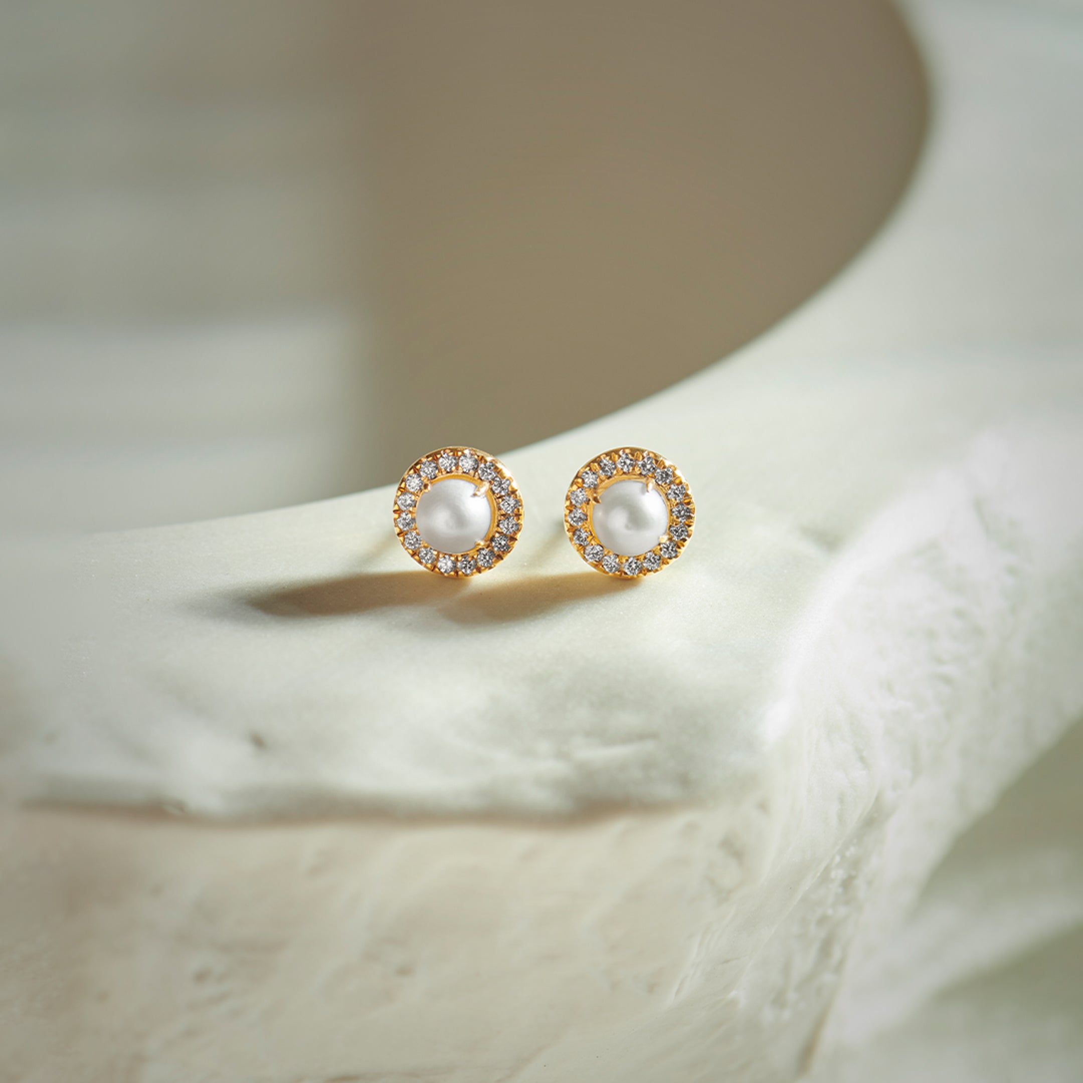 Classic Pearl Diamond Earrings, 14K Gold Vermeil, 1/5 ct Lab Grown Diamond-1