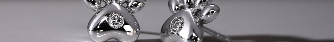 Classic Paw Diamond Studs