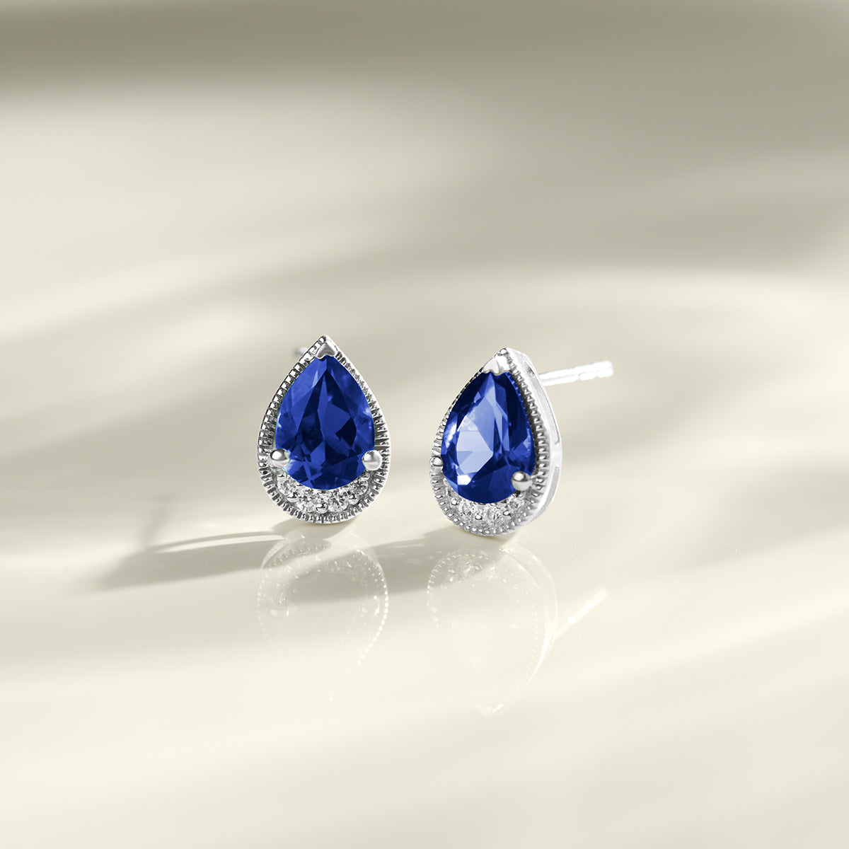 metal: Sterling Silver