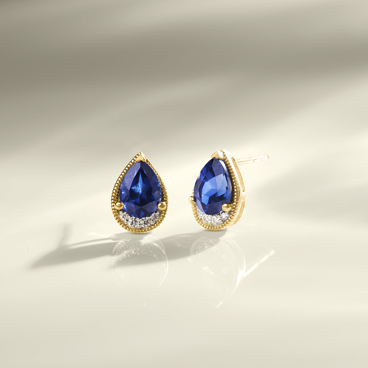 metal: 14K Gold Vermeil | color stone: Blue Sapphire