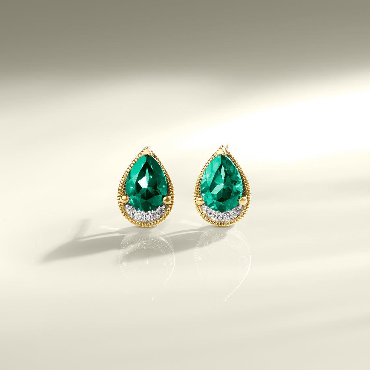 metal: 14K Gold Vermeil | color stone: Emerald