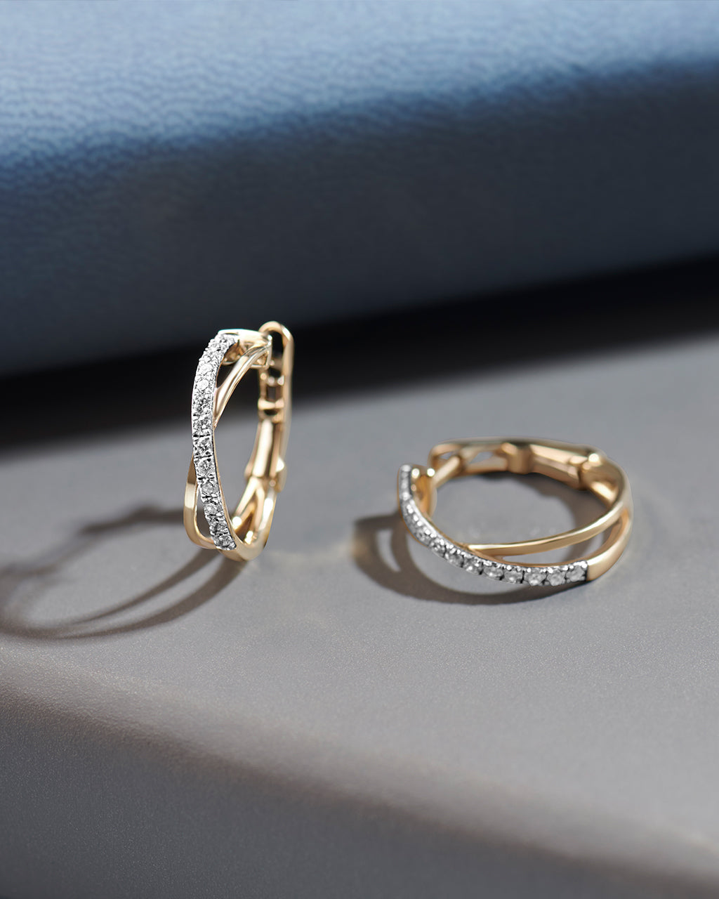 Cross Over Medium Hoops, 10K Solid Gold, 1/4 ct Lab Grown Diamond-5