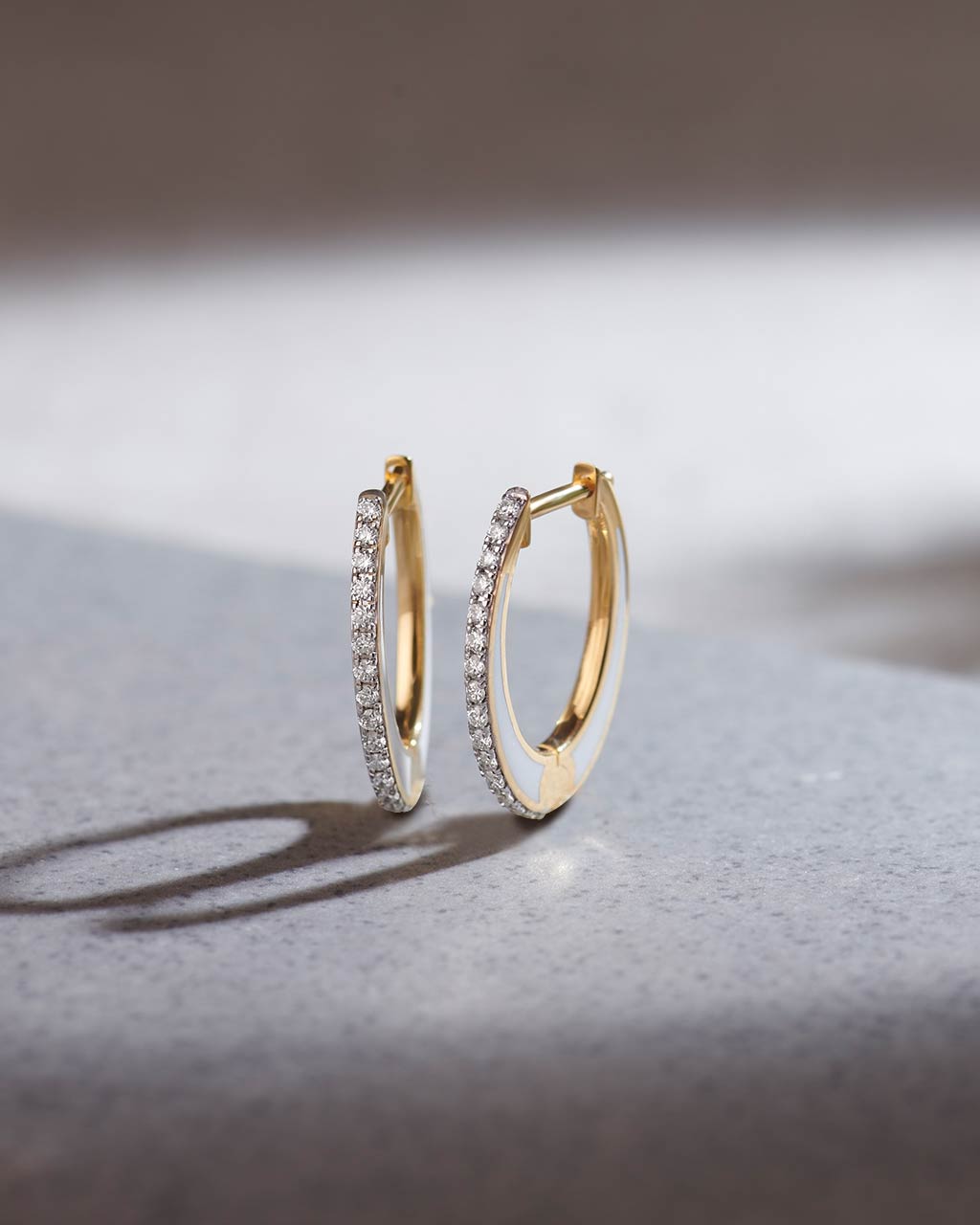 Cera Oval Hoops, 14K Solid Gold, 1/4 ct Lab Grown Diamond-6