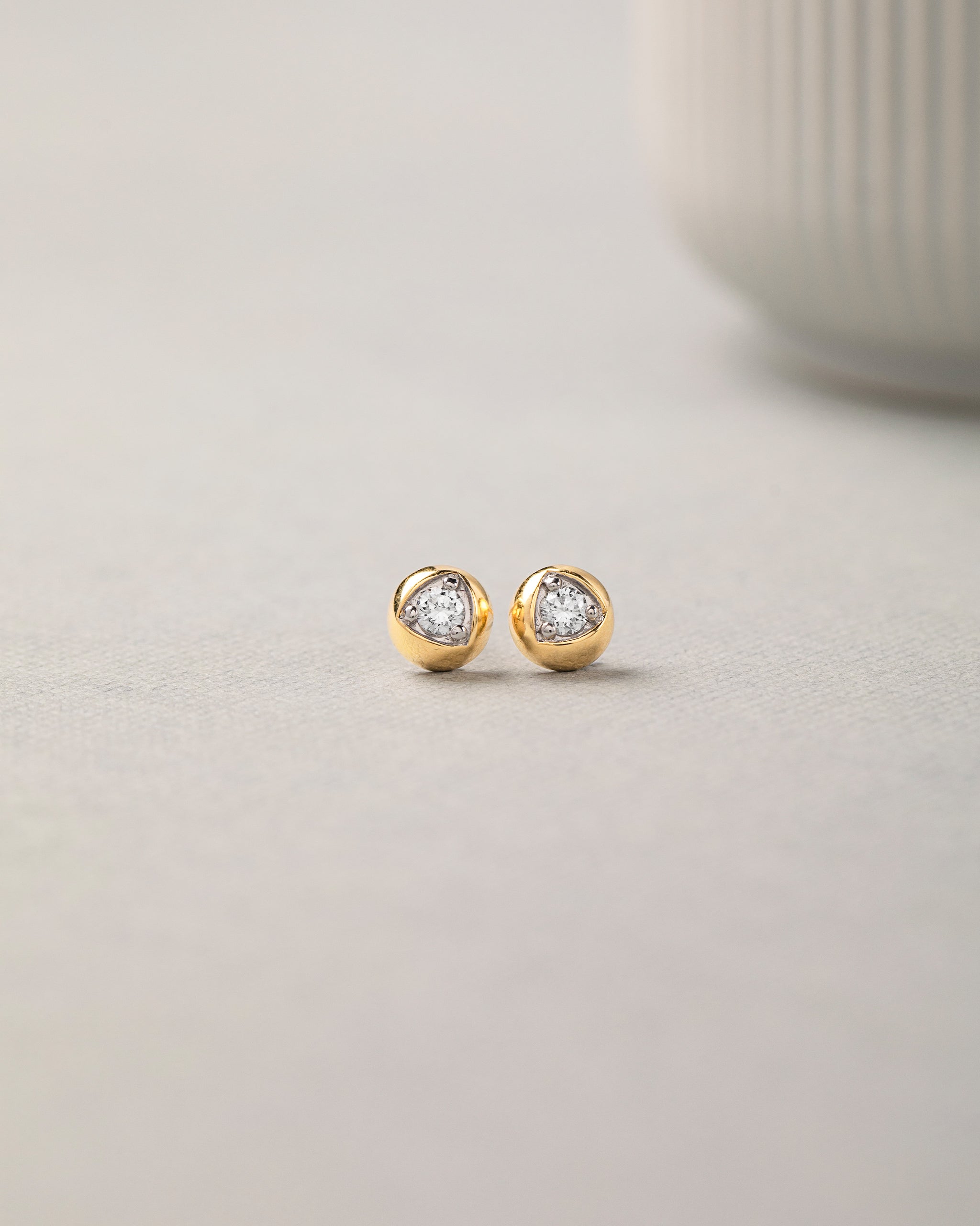 Dome Small Solitaire Earrings