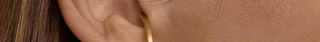 Classic Diamond Ear Suspender