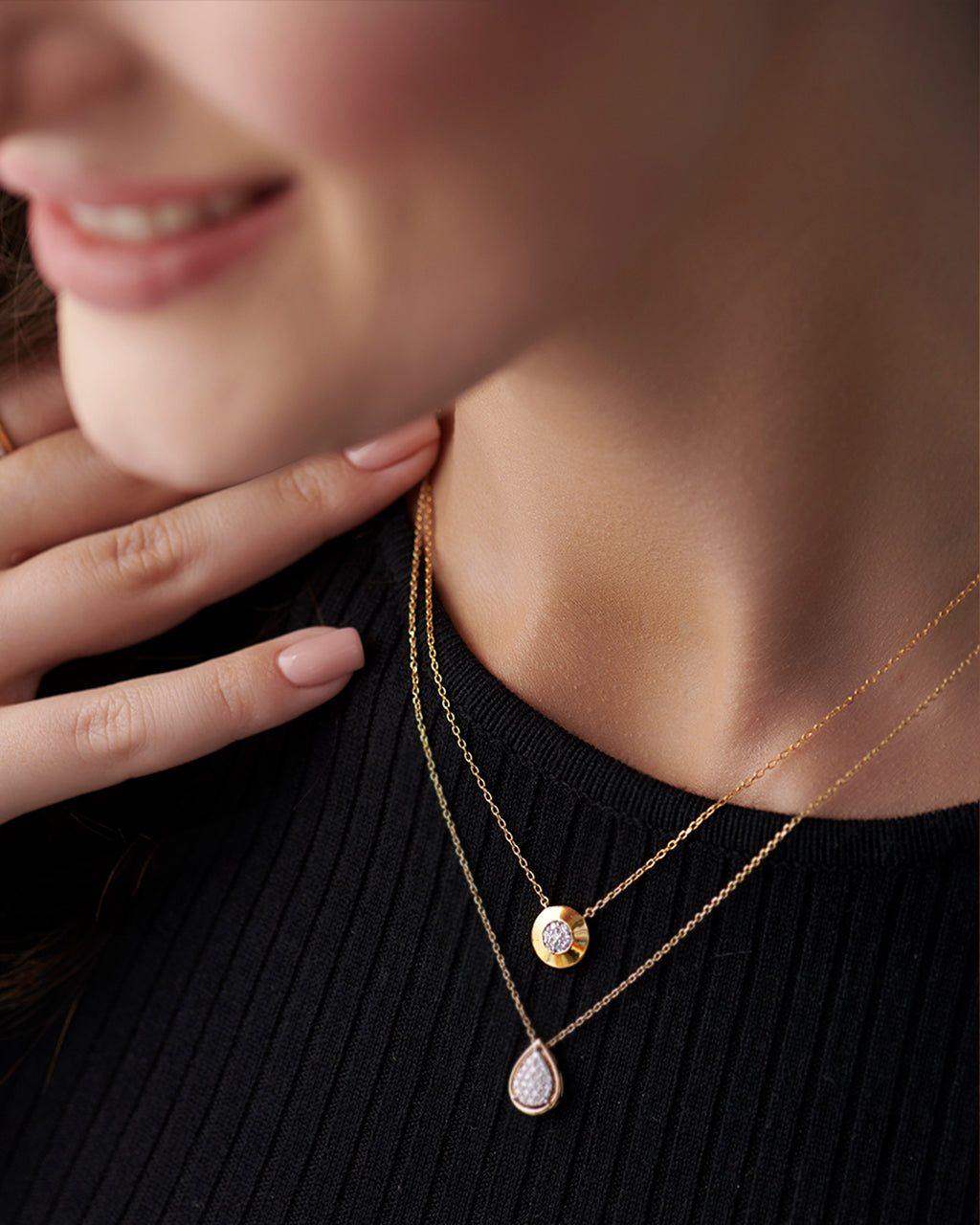 Disc Cluster Diamond Necklace, 14K Solid Gold, 1/20 ct Lab Grown Diamond-2