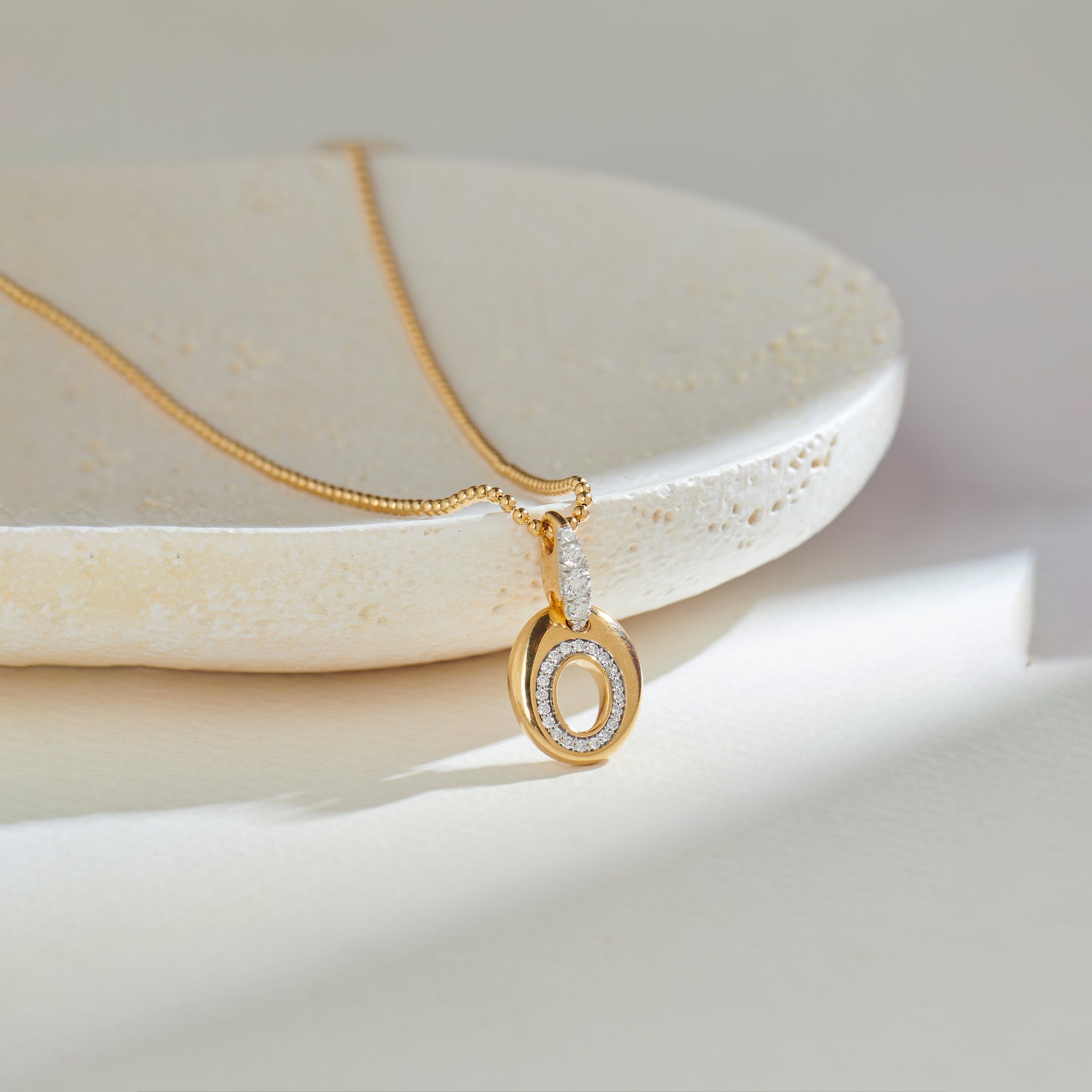 Oval Bold Gold Diamond Necklace, 14K Solid Gold, 1/4 ct Lab Grown Diamond-1