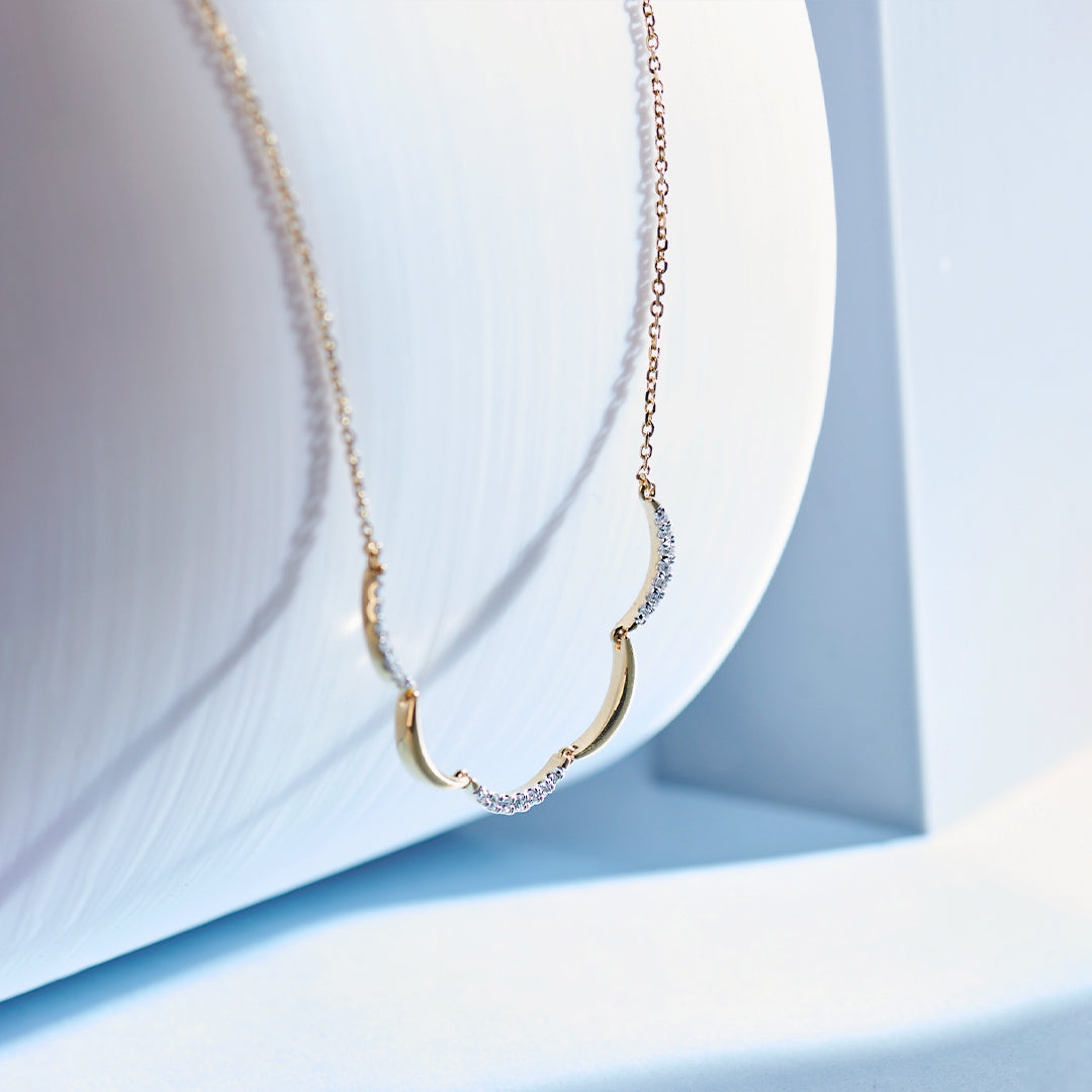 Scallop Diamond Necklace, 14K Solid Gold, 1/6 ct Lab Grown Diamond-1