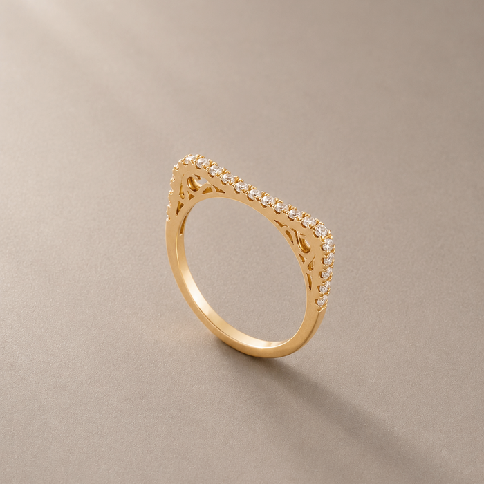 Sleek Diamond Line Pinky ring