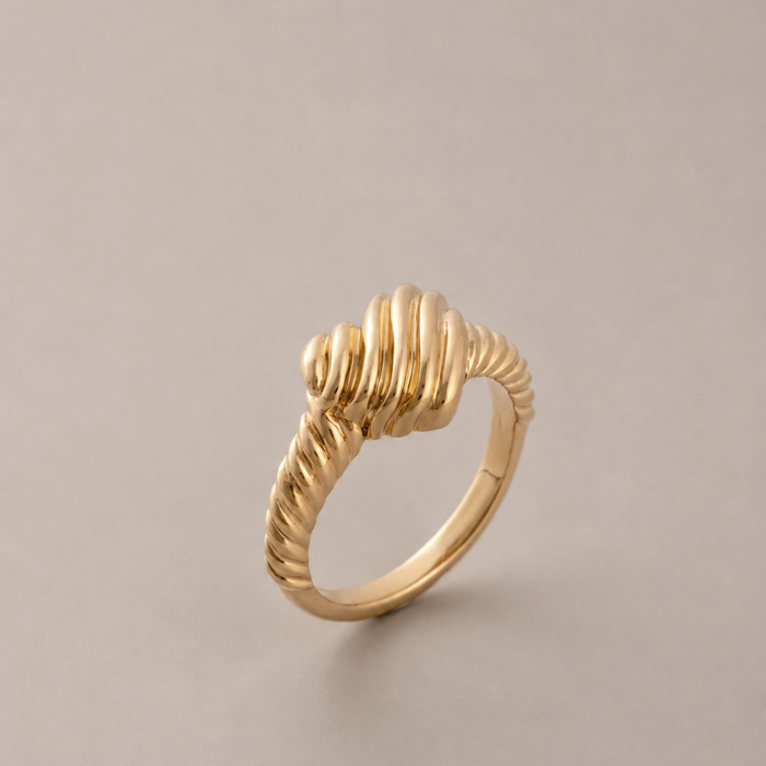 Ripple Heart Pinky Ring