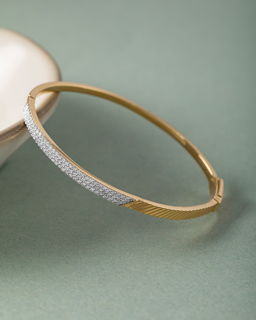 Angled Pave Diamond Oval Bracelet, 14K Solid Gold, 3/4 ct Lab Grown Diamond-5