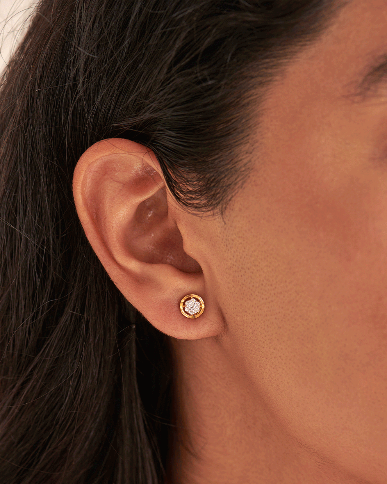Textured Cluster Diamond Earrings