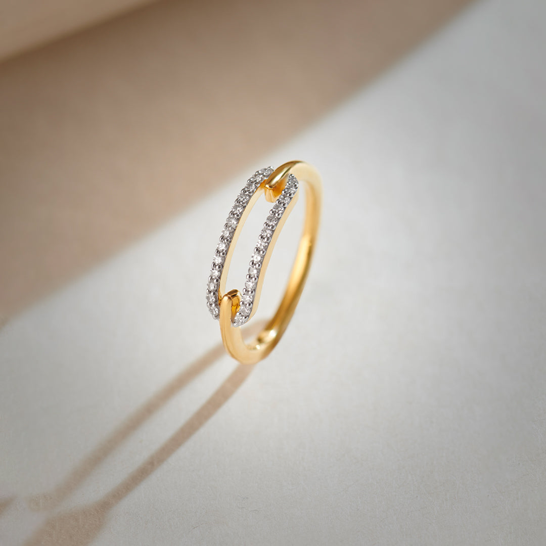 Pave Diamond Paperclip Ring